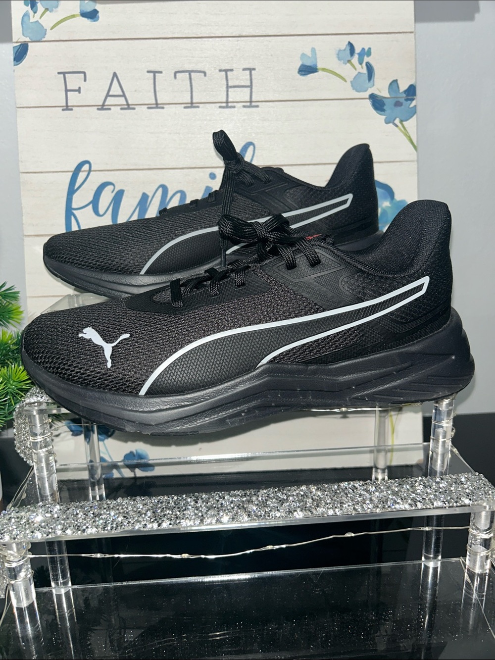 PUMA Men’s Disperse Sneakers NIB